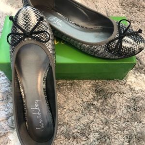 Sam and Libby pewter flats